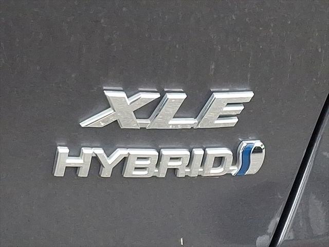 2020 Toyota RAV4 Hybrid XLE