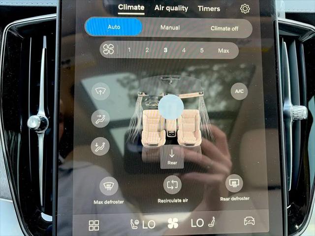 2026 Volvo XC90 Plug-In Hybrid Ultra, T8 AWD, Electric/Gasoline, Bright, 7 Seats