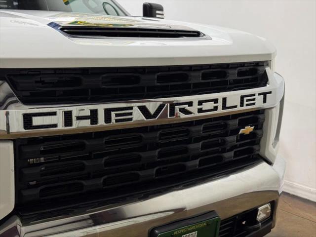 2022 Chevrolet Silverado 2500HD 4WD Crew Cab Long Bed LT