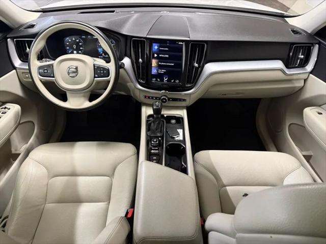 2021 Volvo XC60 T5 Momentum