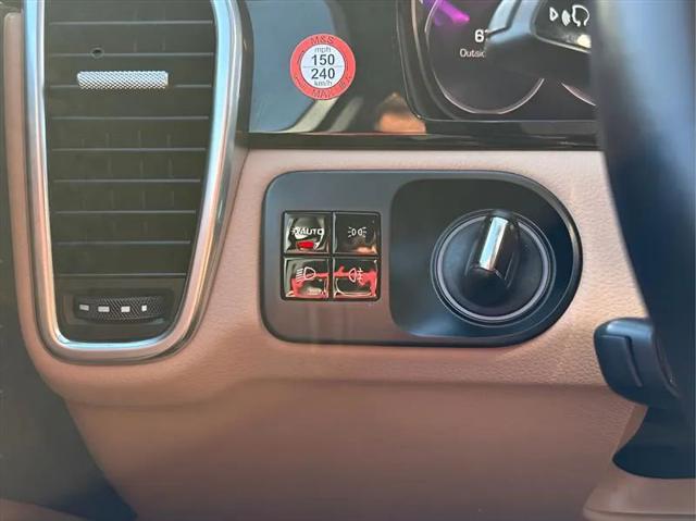 2021 Porsche Cayenne Base