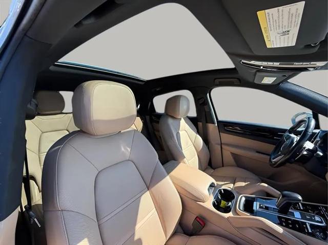 2021 Porsche Cayenne Base