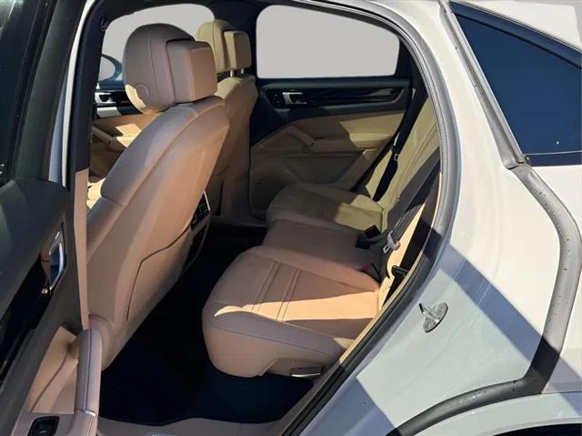 2021 Porsche Cayenne Base
