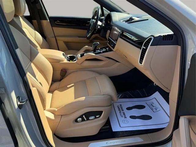 2021 Porsche Cayenne Base