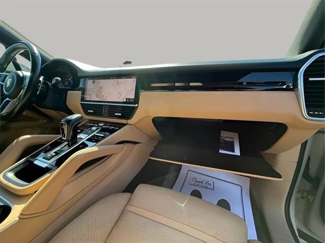 2021 Porsche Cayenne Base