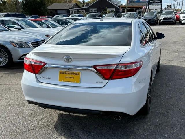 2015 Toyota Camry SE