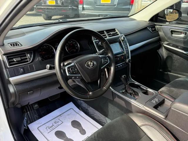 2015 Toyota Camry SE