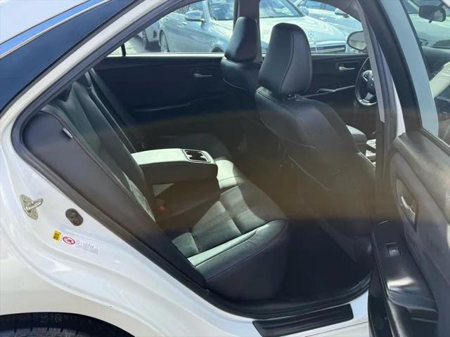 2015 Toyota Camry SE