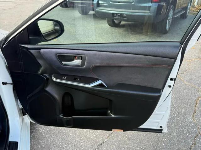 2015 Toyota Camry SE