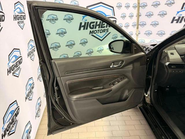 2022 Nissan Altima SR FWD