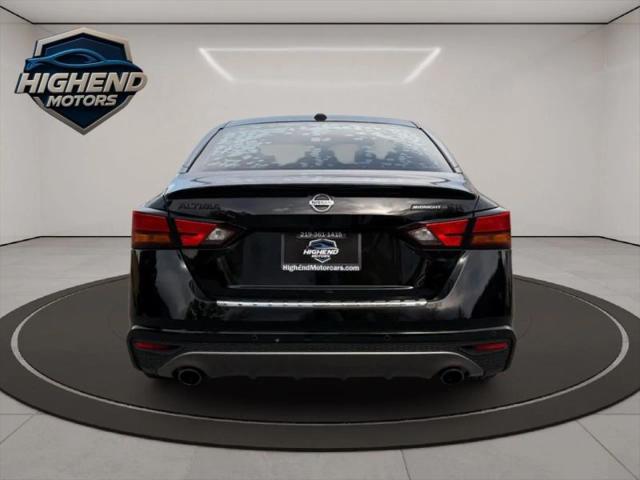 2022 Nissan Altima SR FWD