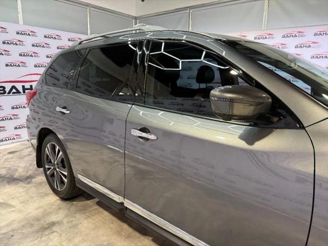 2020 Nissan Pathfinder Platinum 2WD