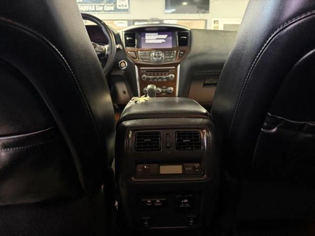 2020 Nissan Pathfinder Platinum 2WD