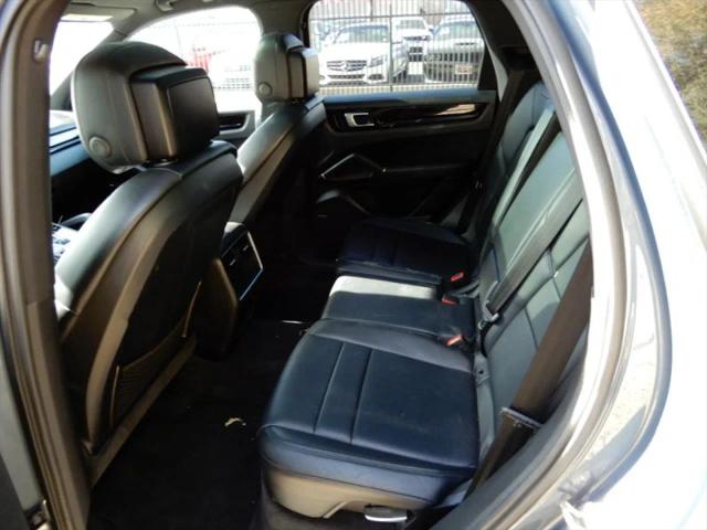 2019 Porsche Cayenne Base