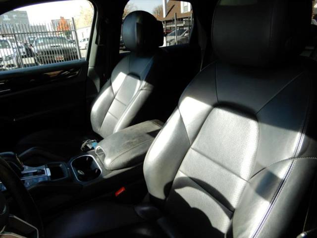 2019 Porsche Cayenne Base