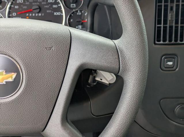 2025 Chevrolet Express Cargo Van RWD 2500 Regular Wheelbase WT