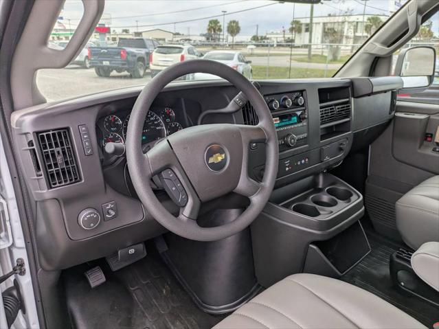 2025 Chevrolet Express Cargo Van RWD 2500 Regular Wheelbase WT