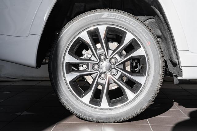 2025 Jeep Grand Cherokee Overland 4x4