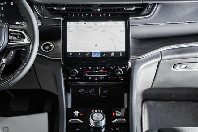 2025 Jeep Grand Cherokee Overland 4x4