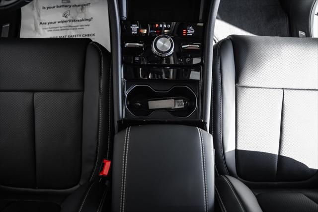 2025 Jeep Grand Cherokee Overland 4x4
