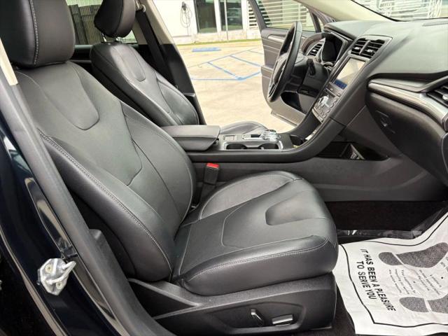2020 Ford Fusion Plug-In Hybrid Titanium
