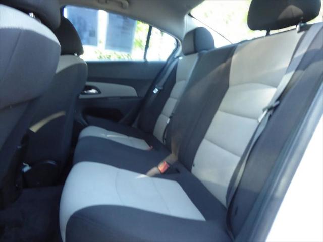 2016 Chevrolet Cruze Limited LS Auto