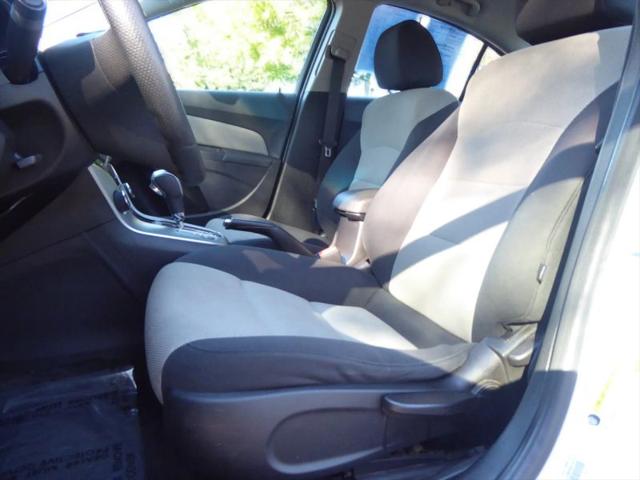 2016 Chevrolet Cruze Limited LS Auto