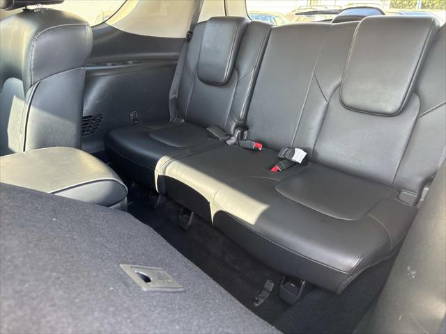2024 INFINITI QX80 LUXE AWD