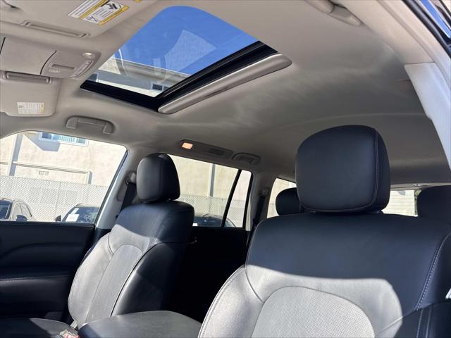 2024 INFINITI QX80 LUXE AWD