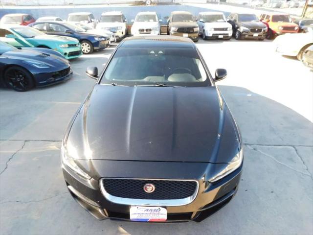 2017 Jaguar XE 25t Premium