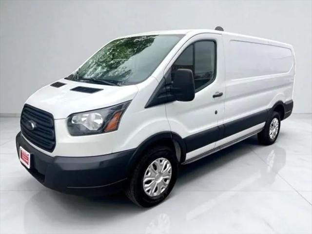 2018 Ford Transit w/Sliding Side Door w/RWB