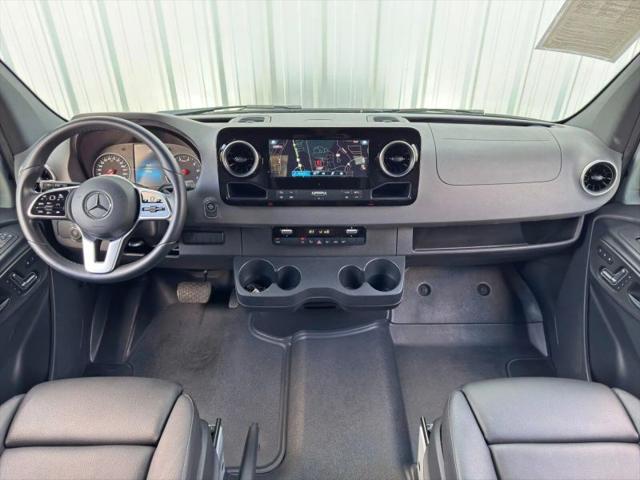 2022 Mercedes-Benz Sprinter 1500 Standard Roof I4