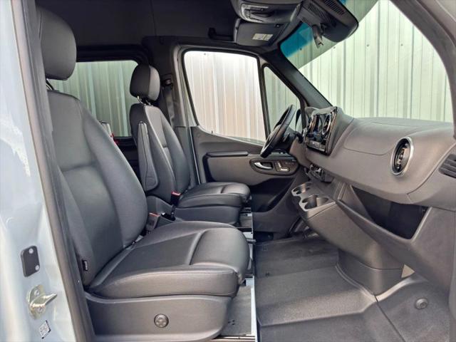 2022 Mercedes-Benz Sprinter 1500 Standard Roof I4