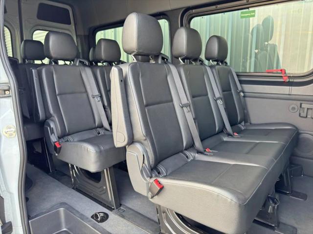 2022 Mercedes-Benz Sprinter 1500 Standard Roof I4