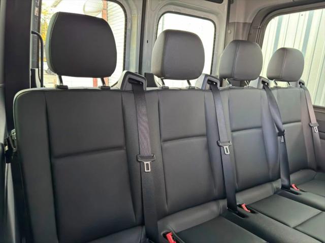 2022 Mercedes-Benz Sprinter 1500 Standard Roof I4