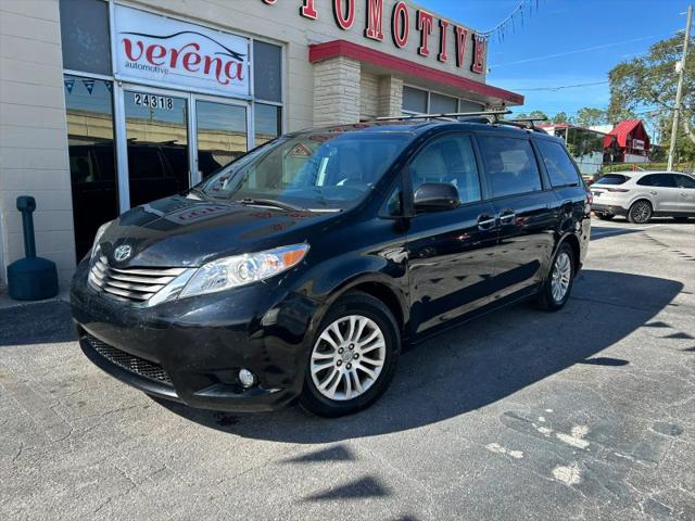 2017 Toyota Sienna XLE 8 Passenger for sale in Clearwater, FL