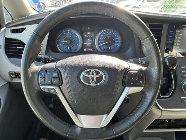 2017 Toyota Sienna XLE 8 Passenger