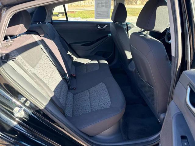 2018 Hyundai IONIQ Hybrid Blue