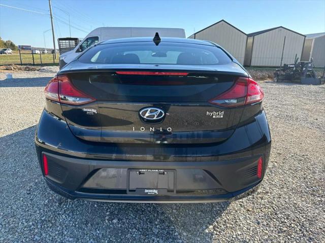 2018 Hyundai IONIQ Hybrid Blue