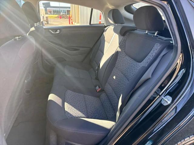 2018 Hyundai IONIQ Hybrid Blue