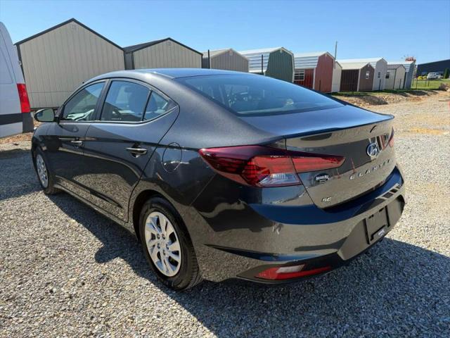 2020 Hyundai Elantra SE