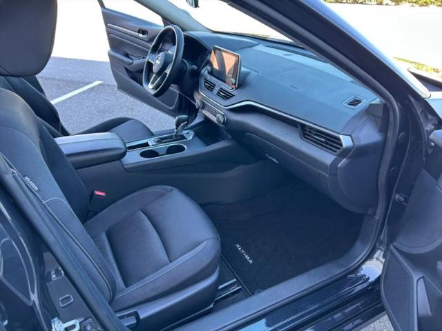 2022 Nissan Altima SV FWD
