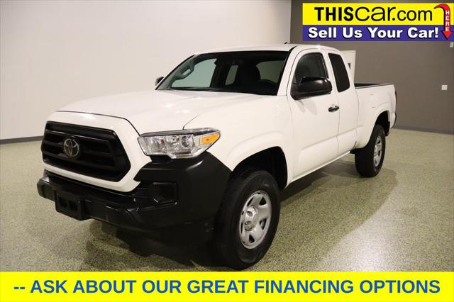 2023 Toyota Tacoma SR photo 3