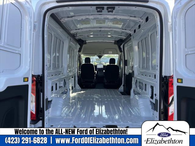 2026 Ford Transit Cargo Van Base