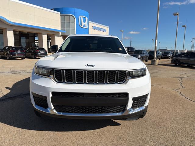2022 Jeep Grand Cherokee L Laredo 4x4