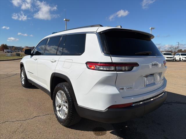 2022 Jeep Grand Cherokee L Laredo 4x4