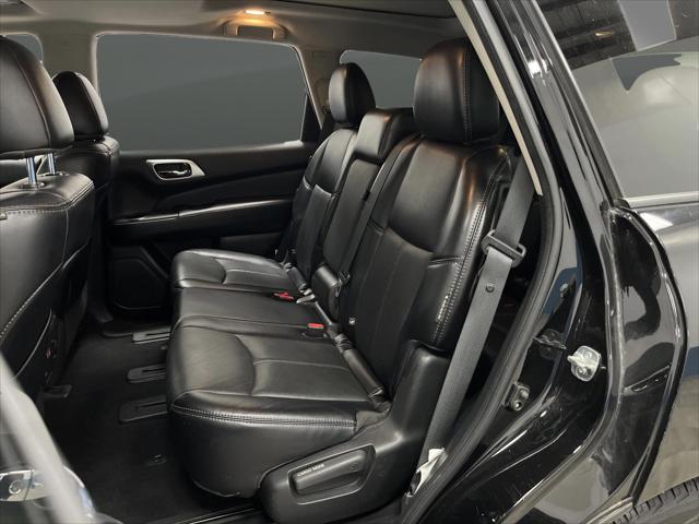 2020 Nissan Pathfinder Platinum 4WD