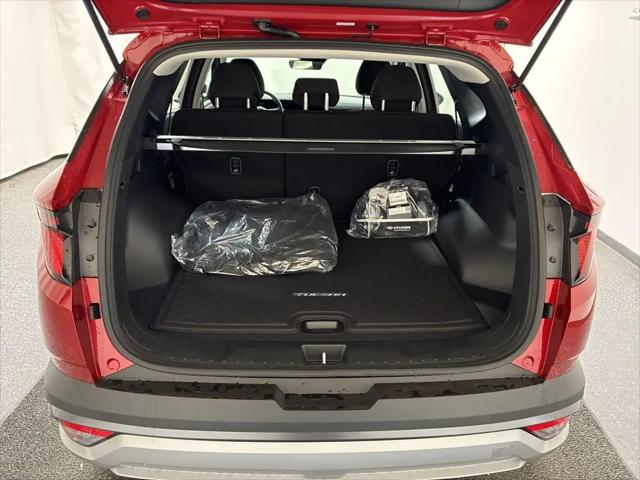 2026 Hyundai Tucson Hybrid Blue SE