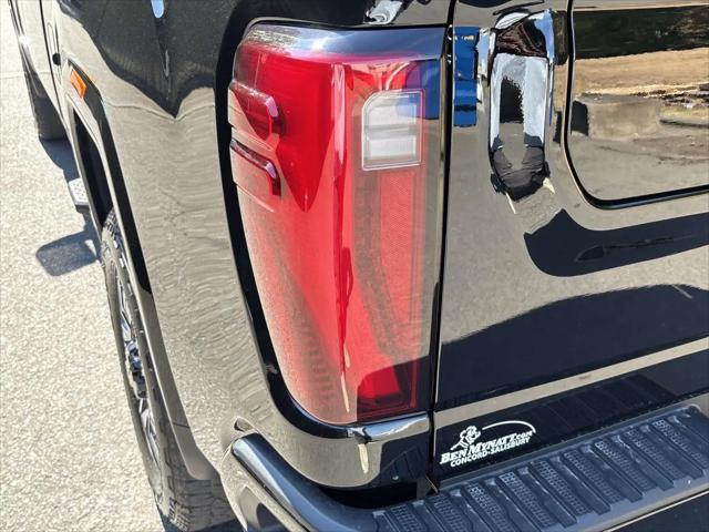 2026 GMC Sierra 2500HD Crew Cab, Standard Bed, Denali, 4WD