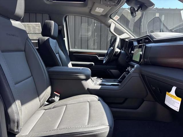 2026 GMC Sierra 2500HD Crew Cab, Standard Bed, Denali, 4WD